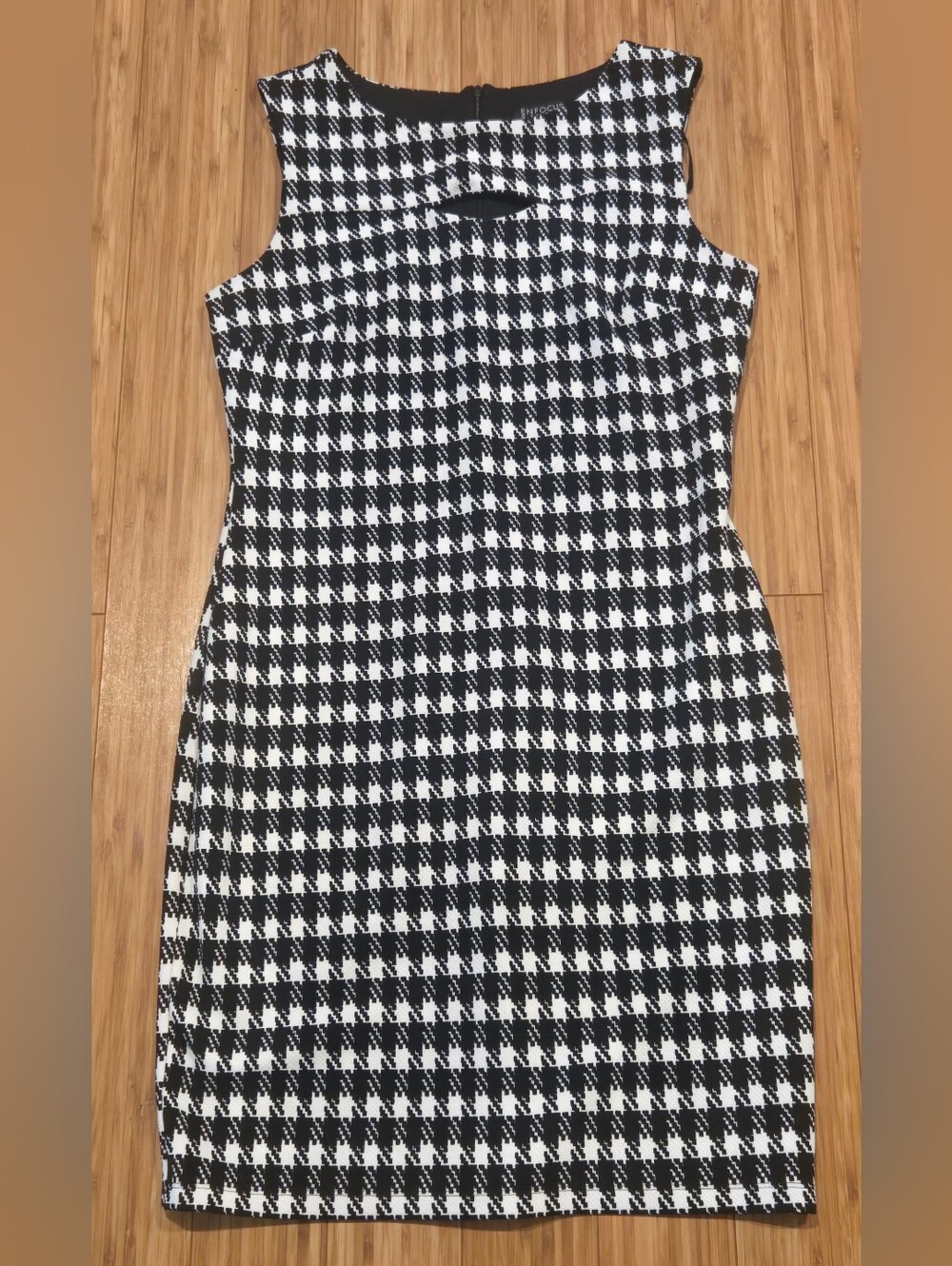 Enfocus Studio Sleeveless Black and White Houndstooth Sheath Dress